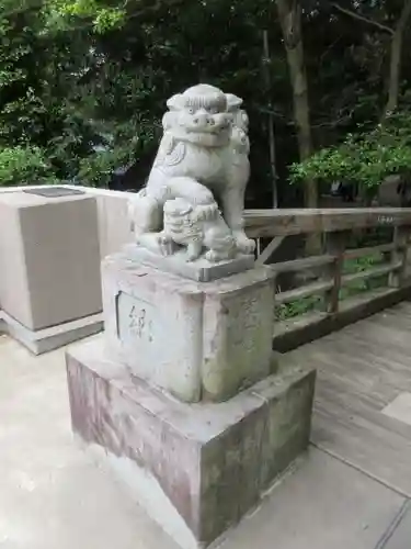 來宮神社の狛犬