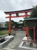 稲荷大明神(そごう横浜店・屋上)の鳥居