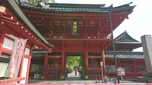 中禅寺の山門・神門