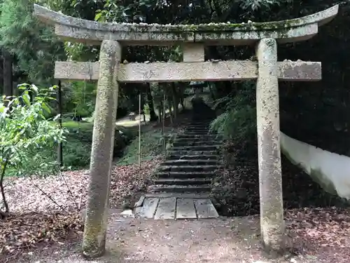 吉備津彦神社の鳥居