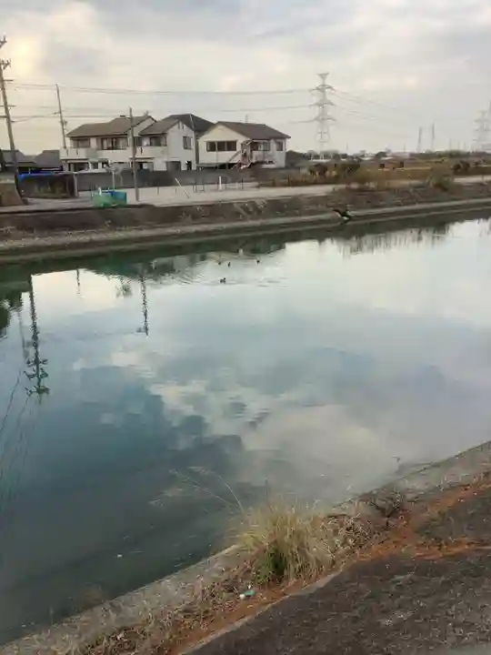 市原稲荷神社の周辺