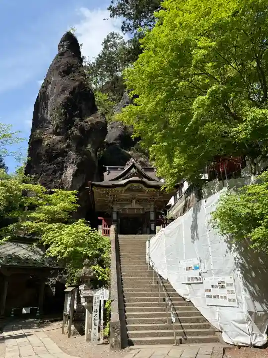 榛名神社の{uncategorized: "未分類", other: "その他", undefined: "問題あり", building: "その他建物", grave: "お墓", sacred_gate: "鳥居", guardian: "狛犬", statue: "像", buddha: "仏像", history: "歴史", nature: "自然", garden: "庭園", animal: "動物", pagoda: "塔", temizu: "手水舎", mountain_gate: "山門・神門", sanctuary: "本殿・本堂", subordinate: "末社・摂社", art: "芸術", scenery: "景色", jizo: "地蔵", ema: "絵馬", goshuin: "御朱印", omikuji: "おみくじ", items: "授与品その他", amulet: "お守り", goshuincho: "御朱印帳", eats: "食事", festival: "お祭り", votive_dance: "神楽", shichigosan: "七五三参", wedding: "結婚式", experience: "体験その他", initially: "初詣", around: "周辺", anti_infection: "感染症対策"}