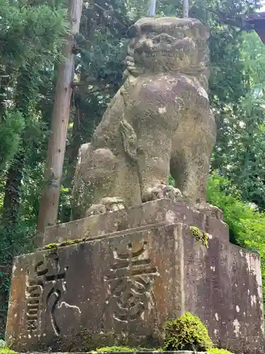 北口本宮冨士浅間神社の狛犬