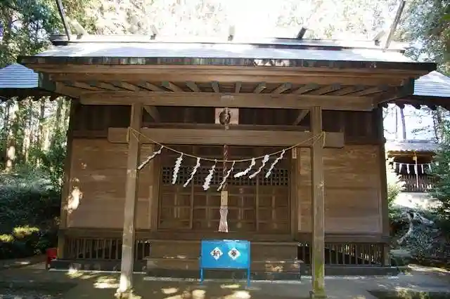 八幡神社の本殿・本堂