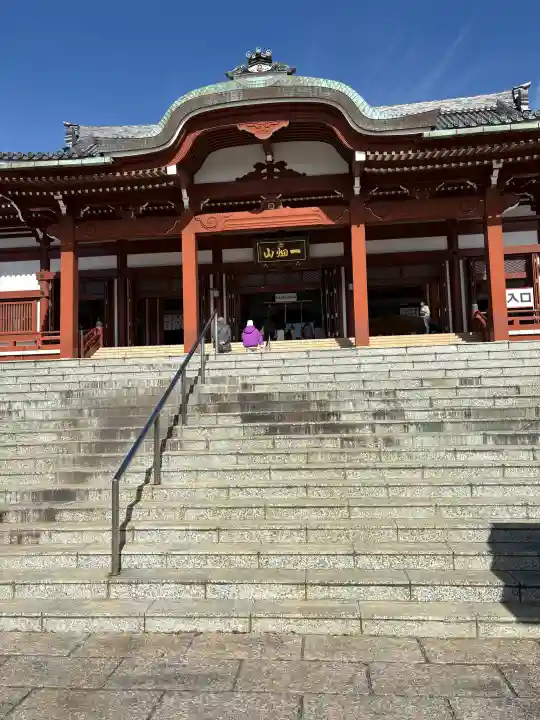 一畑山薬師寺 岡崎本堂の{uncategorized: "未分類", other: "その他", undefined: "問題あり", building: "その他建物", grave: "お墓", sacred_gate: "鳥居", guardian: "狛犬", statue: "像", buddha: "仏像", history: "歴史", nature: "自然", garden: "庭園", animal: "動物", pagoda: "塔", temizu: "手水舎", mountain_gate: "山門・神門", sanctuary: "本殿・本堂", subordinate: "末社・摂社", art: "芸術", scenery: "景色", jizo: "地蔵", ema: "絵馬", goshuin: "御朱印", omikuji: "おみくじ", items: "授与品その他", amulet: "お守り", goshuincho: "御朱印帳", eats: "食事", festival: "お祭り", votive_dance: "神楽", shichigosan: "七五三参", wedding: "結婚式", experience: "体験その他", initially: "初詣", around: "周辺", anti_infection: "感染症対策"}