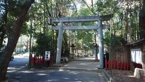 道野辺八幡宮の鳥居