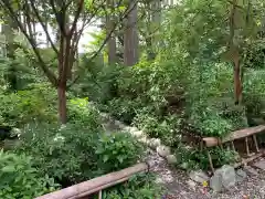 國吉神社の庭園