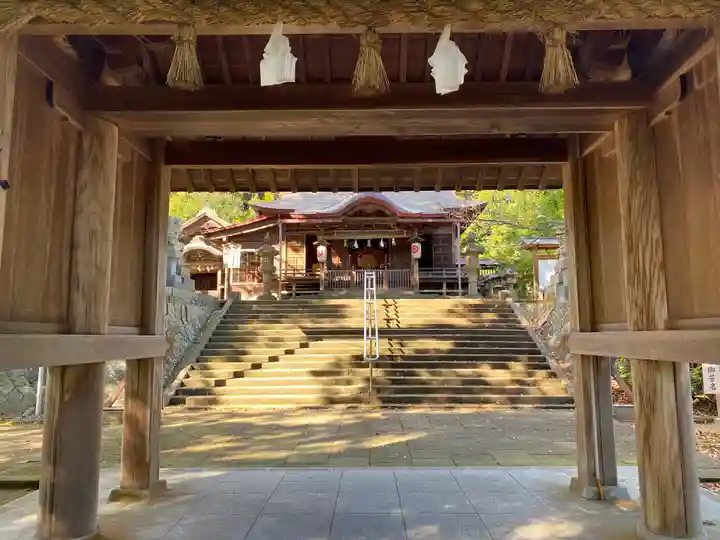 平濱八幡宮の山門・神門