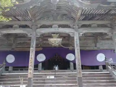 成相寺の本殿・本堂