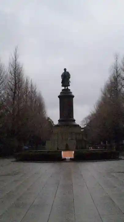 靖國神社の像