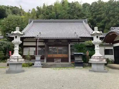 東昌寺の本殿・本堂