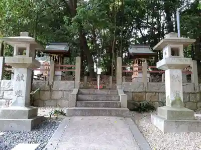 白山社（成岩白山神社）の末社・摂社