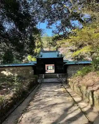 定光寺の山門・神門