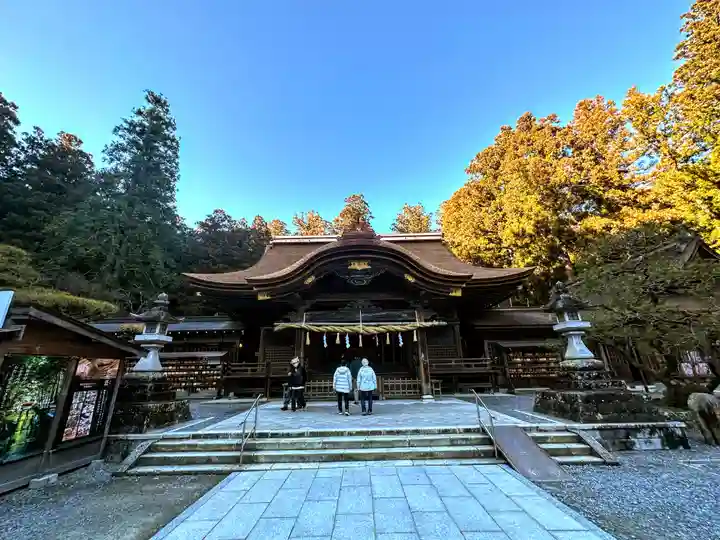 小國神社の本殿・本堂