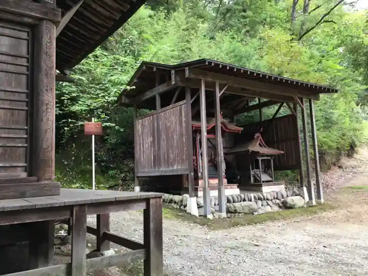 宇藝神社の末社・摂社