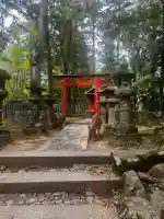壺神神社 (春日大社末社)の{uncategorized: "未分類", other: "その他", undefined: "問題あり", building: "その他建物", grave: "お墓", sacred_gate: "鳥居", guardian: "狛犬", statue: "像", buddha: "仏像", history: "歴史", nature: "自然", garden: "庭園", animal: "動物", pagoda: "塔", temizu: "手水舎", mountain_gate: "山門・神門", sanctuary: "本殿・本堂", subordinate: "末社・摂社", art: "芸術", scenery: "景色", jizo: "地蔵", ema: "絵馬", goshuin: "御朱印", omikuji: "おみくじ", items: "授与品その他", amulet: "お守り", goshuincho: "御朱印帳", eats: "食事", festival: "お祭り", votive_dance: "神楽", shichigosan: "七五三参", wedding: "結婚式", experience: "体験その他", initially: "初詣", around: "周辺", anti_infection: "感染症対策"}