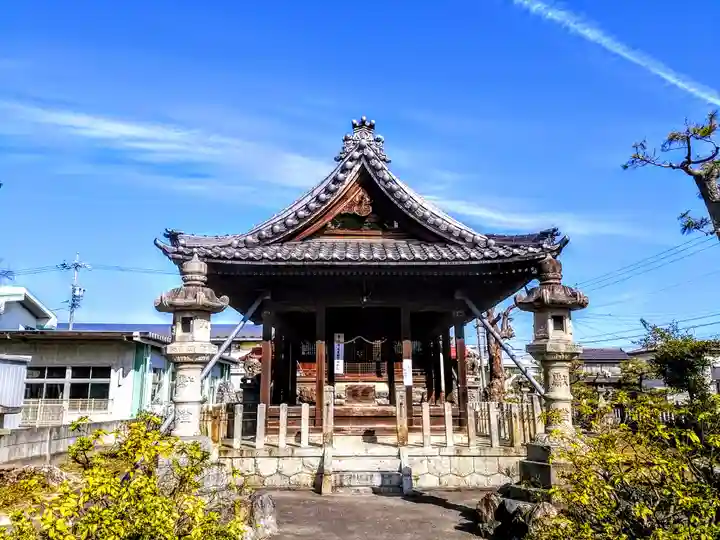 八幡社の本殿・本堂