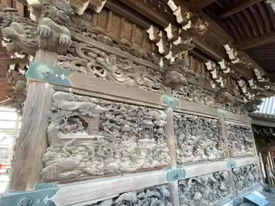 匠の見事な彫刻