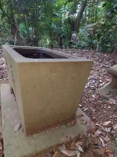 石楯尾神社の手水舎