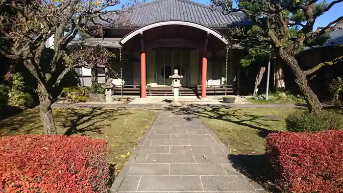 栖岸院の本殿