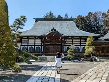嶺頭院の本殿・本堂
