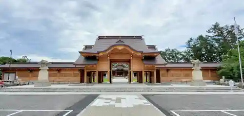 新潟縣護國神社の山門