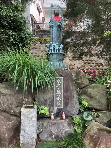 八幡山観音寺の地蔵