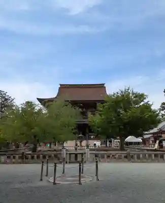 金峯山寺の本殿・本堂