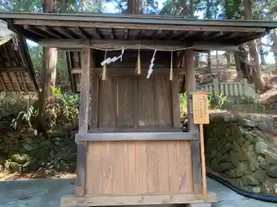 諏訪大社下社春宮の末社・摂社