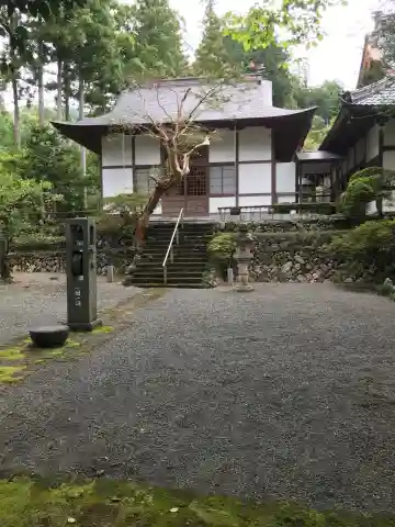 鳳仙寺の本殿・本堂