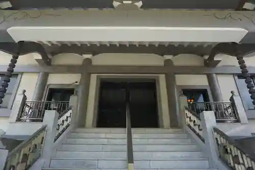 西岸寺の本殿・本堂