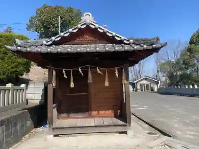引野天神社の{uncategorized: "未分類", other: "その他", undefined: "問題あり", building: "その他建物", grave: "お墓", sacred_gate: "鳥居", guardian: "狛犬", statue: "像", buddha: "仏像", history: "歴史", nature: "自然", garden: "庭園", animal: "動物", pagoda: "塔", temizu: "手水舎", mountain_gate: "山門・神門", sanctuary: "本殿・本堂", subordinate: "末社・摂社", art: "芸術", scenery: "景色", jizo: "地蔵", ema: "絵馬", goshuin: "御朱印", omikuji: "おみくじ", items: "授与品その他", amulet: "お守り", goshuincho: "御朱印帳", eats: "食事", festival: "お祭り", votive_dance: "神楽", shichigosan: "七五三参", wedding: "結婚式", experience: "体験その他", initially: "初詣", around: "周辺", anti_infection: "感染症対策"}
