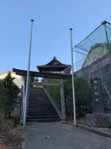 諏訪神社の鳥居