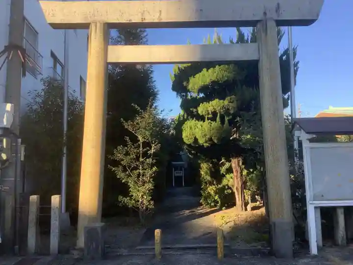 西神明社の鳥居