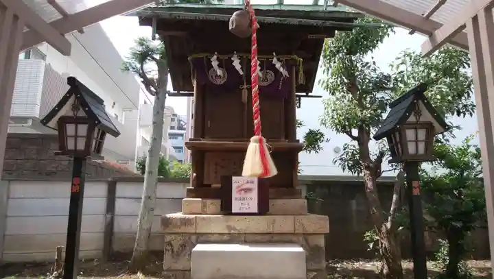 伊富稲荷神社の末社・摂社