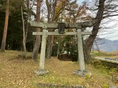 巨麻神社の鳥居