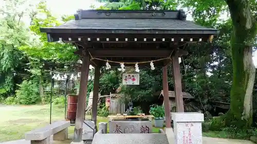 新倉氷川八幡神社の手水