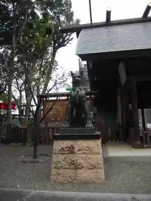 東新町氷川神社の狛犬