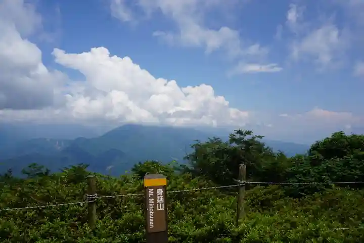 身延山奥之院思親閣の景色
