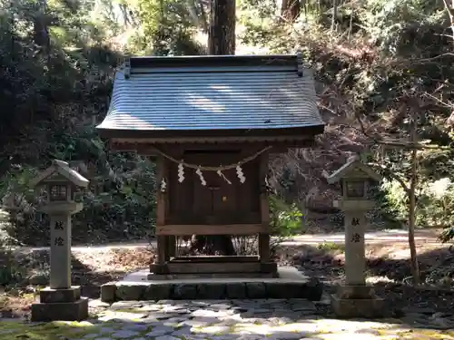 小國神社の末社・摂社