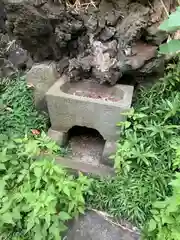 東山稲荷神社の手水