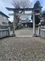 三ツ石神社の{uncategorized: "未分類", other: "その他", undefined: "問題あり", building: "その他建物", grave: "お墓", sacred_gate: "鳥居", guardian: "狛犬", statue: "像", buddha: "仏像", history: "歴史", nature: "自然", garden: "庭園", animal: "動物", pagoda: "塔", temizu: "手水舎", mountain_gate: "山門・神門", sanctuary: "本殿・本堂", subordinate: "末社・摂社", art: "芸術", scenery: "景色", jizo: "地蔵", ema: "絵馬", goshuin: "御朱印", omikuji: "おみくじ", items: "授与品その他", amulet: "お守り", goshuincho: "御朱印帳", eats: "食事", festival: "お祭り", votive_dance: "神楽", shichigosan: "七五三参", wedding: "結婚式", experience: "体験その他", initially: "初詣", around: "周辺", anti_infection: "感染症対策"}