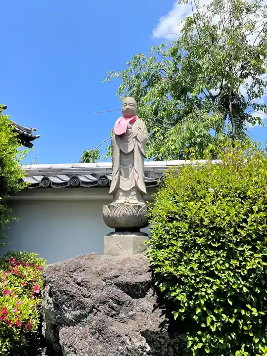 観音寺の地蔵