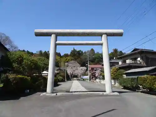 稲田神社の鳥居