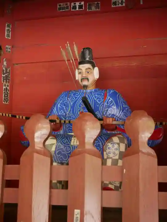 北口本宮冨士浅間神社の像