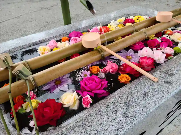 王塚神社の手水舎