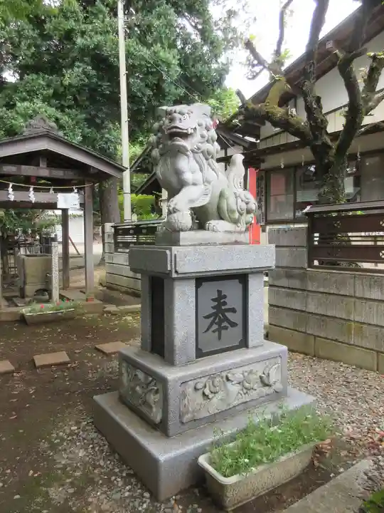比比多神社(子易明神)の狛犬