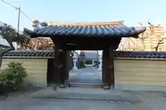 蓮花寺の山門