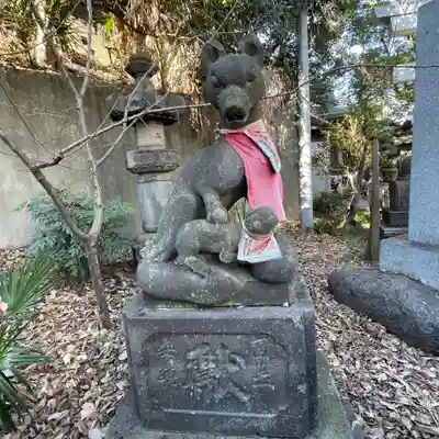 王子稲荷神社の狛犬