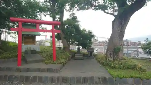 今井愛鷹神社の末社